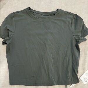 NWT crz yoga tee